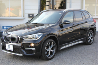 BMW X1 Xﾄﾞﾗｲﾌﾞ18d Xﾗｲﾝ ﾊｲﾗｲﾝ 変更後ﾓﾃﾞﾙ 中期 HUD 追従ACC ﾋｰﾀｰ黒革 ﾊﾟﾜｰｼｰﾄ 変更後ｼｰﾄ ﾀｯﾁﾊﾟﾈﾙ対応iﾄﾞﾗｲﾌﾞHDDﾅﾋﾞﾌﾙｾｸﾞTV Pｱｼｽﾄ Bｶﾒﾗ 新型DSRCﾙｰﾑﾐﾗｰ 電動ﾄﾗﾝｸ USB-C 衝突軽減ﾌﾞﾚｰｷ 車線逸脱警告 歩行者警告 2年保証