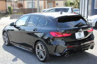 BMW 1シリーズ M135i Xdrive ﾃﾞﾋﾞｭｰP 4WD☆期間限定掲載☆1ｵｰﾅ 306馬力 Mｽﾎﾟｰﾂｼｰﾄ ｱﾀﾞﾌﾟﾃｨﾌﾞｻｽ Mｼｰﾄﾍﾞﾙﾄ ｼｰﾄﾋｰﾀｰ ｺﾝﾌｫｰﾄP ﾗｲﾌﾞｺｯｸﾋﾟｯﾄ 追ACC 電動ﾄﾗﾝｸ ｱｯﾌﾟﾙｶｰﾌﾟﾚｲ対応 純正ﾅﾋﾞPｱｼｽﾄ LEDﾍｯﾄﾞﾗｲﾄ ﾚｰﾝC警告 衝突軽減ﾌﾞﾚｰｷ 2年保証