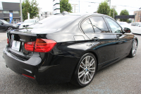 BMW 3シリーズ 320i Mｽﾎﾟｰﾂ 前期最終 ﾋｰﾀｰ赤革 追従ACC ETC2.0 ﾌﾙｾｸﾞTV 衝突軽減ﾌﾞﾚｰｷ 車線逸脱警告 歩行者警告 ﾀｯﾁﾊﾟｯﾄﾞ対応HDDﾅﾋﾞBluetooth接続 ｽﾏｰﾄｷｰ ﾊﾟﾄﾞﾙｼﾌﾄ 専用ｴｱﾛ ｵﾌﾟｼｮﾝ19AW 2年保証