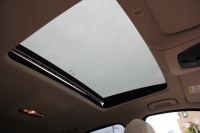 BMW 5シリーズ 523d ｸﾞﾚｰｽﾗｲﾝ 限定車 LCI後期 ｻﾝﾙｰﾌ ｵｲｽﾀｰﾚｻﾞｰ LEDﾍｯﾄﾞﾗｲﾄ 液晶ﾒｰﾀｰ 追従ACC ﾚｰﾝﾁｪﾝｼﾞ警告 衝突軽減ﾌﾞﾚｰｷ 車線逸脱警告 歩行者警告 Mｽﾎﾟｰﾂｽﾃｱﾘﾝｸﾞ真珠色 専用ｸﾞﾘﾙ 2年保証