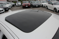 BMW 5シリーズ 523d ｸﾞﾚｰｽﾗｲﾝ 限定車 LCI後期 ｻﾝﾙｰﾌ ｵｲｽﾀｰﾚｻﾞｰ LEDﾍｯﾄﾞﾗｲﾄ 液晶ﾒｰﾀｰ 追従ACC ﾚｰﾝﾁｪﾝｼﾞ警告 衝突軽減ﾌﾞﾚｰｷ 車線逸脱警告 歩行者警告 Mｽﾎﾟｰﾂｽﾃｱﾘﾝｸﾞ真珠色 専用ｸﾞﾘﾙ 2年保証