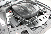 BMW 5シリーズ 523d ｸﾞﾚｰｽﾗｲﾝ 限定車 LCI後期 ｻﾝﾙｰﾌ ｵｲｽﾀｰﾚｻﾞｰ LEDﾍｯﾄﾞﾗｲﾄ 液晶ﾒｰﾀｰ 追従ACC ﾚｰﾝﾁｪﾝｼﾞ警告 衝突軽減ﾌﾞﾚｰｷ 車線逸脱警告 歩行者警告 Mｽﾎﾟｰﾂｽﾃｱﾘﾝｸﾞ真珠色 専用ｸﾞﾘﾙ 2年保証