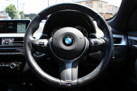 BMW X1 Xdrive18d Mｽﾎﾟｰﾂ ﾊｲﾗｲﾝ☆期間限定掲載☆真珠色 中期 変更後ﾓﾃﾞﾙ 変更後ﾒｰﾀｰ ﾋｰﾀｰ黒革 電動ｼｰﾄ LEDﾍｯﾄﾞﾗｲﾄ 追従ACC HUD 変更後ﾀｯﾁﾊﾟﾈﾙ対応HDDﾅﾋﾞBluetooth接続 Pｱｼｽﾄ Bｶﾒﾗ ｺﾝﾌｫｰﾄP 電動ﾄﾗﾝｸ 18AW 衝突軽減ﾌﾞﾚｰｷ 車線逸脱警告 歩行者警告 2年保証