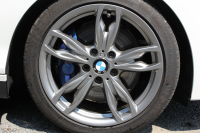 BMW 1シリーズ M135i 320馬力 直6ﾀｰﾎﾞｻﾝﾙｰﾌ Mﾊﾟﾌｫｰﾏﾝｽﾏﾌﾗｰ ｱﾀﾞﾌﾟﾃｨﾌﾞMｻｽ 専用ﾌﾞﾚｰｷ ｸﾙｺﾝ ﾊｰﾏﾝｶｰﾄﾞﾝ iﾄﾞﾗｲﾌﾞHDDﾅﾋﾞBｶﾒﾗ ﾐｭｰｼﾞｯｸｻｰﾊﾞｰ Bluetoothｵｰﾃﾞｨｵ ﾊﾟﾄﾞﾙｼﾌﾄ 専用ﾌﾞﾚｰｷ 専用18AW 8速AT 専用ｴｱﾛ ｽﾏｰﾄｷｰ 2年保証