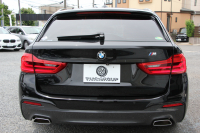 BMW 5シリーズ 523d ﾂｰﾘﾝｸﾞｴﾃﾞｨｼｮﾝﾐｯｼｮﾝｲﾝﾎﾟｯｼﾌﾞﾙ 特別仕様車 HUD ﾊｰﾏﾝｶｰﾄﾞﾝ 専用ﾌﾞﾗｯｸ19AW 追従ACC ｽﾃｱﾘﾝｸﾞｻﾎﾟｰﾄ LEDﾍｯﾄﾞﾗｲﾄ ｵｰﾄﾊｲﾋﾞｰﾑ ﾀｯﾁ画面HDDﾅﾋﾞTV 360度ﾊﾟﾉﾗﾏｶﾒﾗ Pｱｼｽﾄﾌﾟﾗｽ 電動ﾄﾗﾝｸ ｽﾏｰﾄｷｰ 2年保証