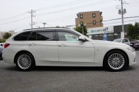 BMW 3シリーズ 320i ﾂｰﾘﾝｸﾞﾗｸﾞｼﾞｭｱﾘｰ 後期LCI 1ｵｰﾅ 新ｴﾝｼﾞﾝ ﾋｰﾀｰ茶革 LEDﾍｯﾄﾞﾗｲﾄ&ﾃｰﾙ 追従ACC ﾚｰﾝﾁｪﾝｼﾞ警告 衝突軽減ﾌﾞﾚｰｷ 車線逸脱警告 歩行者警告 ﾀｯﾁﾊﾟｯﾄﾞ対応HDDﾅﾋﾞ電動ﾄﾗﾝｸ ｽﾏｰﾄｷｰ 2年保証