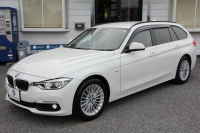 BMW 3シリーズ 320i ﾂｰﾘﾝｸﾞﾗｸﾞｼﾞｭｱﾘｰ 後期LCI 1ｵｰﾅ 新ｴﾝｼﾞﾝ ﾋｰﾀｰ茶革 LEDﾍｯﾄﾞﾗｲﾄ&ﾃｰﾙ 追従ACC ﾚｰﾝﾁｪﾝｼﾞ警告 衝突軽減ﾌﾞﾚｰｷ 車線逸脱警告 歩行者警告 ﾀｯﾁﾊﾟｯﾄﾞ対応HDDﾅﾋﾞ電動ﾄﾗﾝｸ ｽﾏｰﾄｷｰ 2年保証