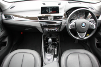 BMW X1 Xdrive18d Xﾗｲﾝ ﾊｲﾗｲﾝ 真珠色 ｱﾄﾞﾊﾞﾝｽﾄﾞｱｸﾃｨﾌﾞｾｰﾌﾃｨP ﾊﾟﾉﾗﾏｻﾝﾙｰﾌ ｺﾝﾌｫｰﾄP 追従ACC HUD ﾋｰﾀｰ黒革 電動ｼｰﾄ ﾌﾙｾｸﾞTV LEDﾍｯﾄﾞﾗｲﾄ HDDﾅﾋﾞBluetooth接続 Bｶﾒﾗ 電動ﾄﾗﾝｸ 衝突軽減ﾌﾞﾚｰｷ 車線逸脱警告 歩行者警告 Pｱｼｽﾄ 2年保証