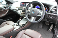 BMW X4 M40i 直6ﾀｰﾎﾞ360馬力 ﾊﾟﾉﾗﾏｻﾝﾙｰﾌ ﾓｶﾚｻﾞｰ 全ﾋｰﾀｰ ACｼｭﾆｯﾂｧｰｴｱﾛ 可変Mｻｽ 専用ﾃﾞﾌ 21AW LEDﾍｯﾄﾞﾗｲﾄ 追従ACC HUD ｽﾃｱﾘﾝｸﾞｻﾎﾟｰﾄ ﾀｯﾁ画面HDDﾅﾋﾞTV 360度ﾊﾟﾉﾗﾏｶﾒﾗ PDC緊急ﾌﾞﾚｰｷ Hifiｽﾋﾟｰｶｰ 置くだけ充電 2年保証