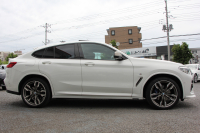 BMW X4 M40i 直6ﾀｰﾎﾞ360馬力 ﾊﾟﾉﾗﾏｻﾝﾙｰﾌ ﾓｶﾚｻﾞｰ 全ﾋｰﾀｰ ACｼｭﾆｯﾂｧｰｴｱﾛ 可変Mｻｽ 専用ﾃﾞﾌ 21AW LEDﾍｯﾄﾞﾗｲﾄ 追従ACC HUD ｽﾃｱﾘﾝｸﾞｻﾎﾟｰﾄ ﾀｯﾁ画面HDDﾅﾋﾞTV 360度ﾊﾟﾉﾗﾏｶﾒﾗ PDC緊急ﾌﾞﾚｰｷ Hifiｽﾋﾟｰｶｰ 置くだけ充電 2年保証