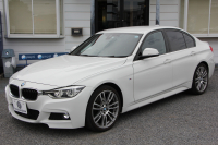 BMW 3シリーズ 320d Mｽﾎﾟｰﾂ 後期 新ｴﾝｼﾞﾝ LEDﾍｯﾄﾞﾗｲﾄ&ﾃｰﾙ 追従ACC ﾚｰﾝﾁｪﾝｼﾞ警告 衝突軽減ﾌﾞﾚｰｷ 車線逸脱警告 歩行者警告 第5世代iﾄﾞﾗｲﾌﾞHDDﾅﾋﾞBｶﾒﾗ ｽﾏｰﾄｷｰ Bluetoothｵｰﾃﾞｨｵ&通話 ﾊﾟﾄﾞﾙｼﾌﾄ 専用ｴｱﾛ 2年保証