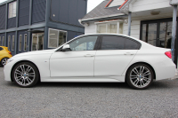 BMW 3シリーズ 320d Mｽﾎﾟｰﾂ 後期 新ｴﾝｼﾞﾝ LEDﾍｯﾄﾞﾗｲﾄ&ﾃｰﾙ 追従ACC ﾚｰﾝﾁｪﾝｼﾞ警告 衝突軽減ﾌﾞﾚｰｷ 車線逸脱警告 歩行者警告 第5世代iﾄﾞﾗｲﾌﾞHDDﾅﾋﾞBｶﾒﾗ ｽﾏｰﾄｷｰ Bluetoothｵｰﾃﾞｨｵ&通話 ﾊﾟﾄﾞﾙｼﾌﾄ 専用ｴｱﾛ 2年保証