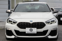 BMW 2シリーズ M235i Xdrive ｸﾞﾗﾝｸｰﾍﾟﾋﾞｼﾞｮﾝP 4WD ﾊﾟﾉﾗﾏｻﾝﾙｰﾌ ﾋｰﾀｰ黒革 ﾍｯﾄﾞｱｯﾌﾟﾃﾞｨｽﾌﾟﾚｲ ｱﾀﾞﾌﾟﾃｨﾌﾞLEDﾍｯﾄﾞﾗｲﾄ ｵｰﾄﾊｲﾋﾞｰﾑ Hi-fiｽﾋﾟｰｶｰ ﾌﾙｾｸﾞTV 306馬力 BMWﾗｲﾌﾞｺｯｸﾋﾟｯﾄ 後退ｱｼｽﾄ 追従ACC ﾀｯﾁ画面ﾅﾋﾞPｱｼｽﾄ 2年保証