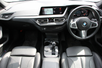 BMW 2シリーズ M235i Xdrive ｸﾞﾗﾝｸｰﾍﾟﾋﾞｼﾞｮﾝP 4WD ﾊﾟﾉﾗﾏｻﾝﾙｰﾌ ﾋｰﾀｰ黒革 ﾍｯﾄﾞｱｯﾌﾟﾃﾞｨｽﾌﾟﾚｲ ｱﾀﾞﾌﾟﾃｨﾌﾞLEDﾍｯﾄﾞﾗｲﾄ ｵｰﾄﾊｲﾋﾞｰﾑ Hi-fiｽﾋﾟｰｶｰ ﾌﾙｾｸﾞTV 306馬力 BMWﾗｲﾌﾞｺｯｸﾋﾟｯﾄ 後退ｱｼｽﾄ 追従ACC ﾀｯﾁ画面ﾅﾋﾞPｱｼｽﾄ 2年保証