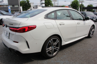 BMW 2シリーズ M235i Xdrive ｸﾞﾗﾝｸｰﾍﾟﾋﾞｼﾞｮﾝP 4WD ﾊﾟﾉﾗﾏｻﾝﾙｰﾌ ﾋｰﾀｰ黒革 ﾍｯﾄﾞｱｯﾌﾟﾃﾞｨｽﾌﾟﾚｲ ｱﾀﾞﾌﾟﾃｨﾌﾞLEDﾍｯﾄﾞﾗｲﾄ ｵｰﾄﾊｲﾋﾞｰﾑ Hi-fiｽﾋﾟｰｶｰ ﾌﾙｾｸﾞTV 306馬力 BMWﾗｲﾌﾞｺｯｸﾋﾟｯﾄ 後退ｱｼｽﾄ 追従ACC ﾀｯﾁ画面ﾅﾋﾞPｱｼｽﾄ 2年保証