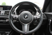 BMW 1シリーズ 118d Mｽﾎﾟｰﾂ ｴﾃﾞｨｼｮﾝｼｬﾄﾞｰ ｱｯﾌﾟｸﾞﾚｰﾄﾞP 特別限定車 最終ﾓﾃﾞﾙ ﾋｰﾀｰ黒革 ｼｰﾄﾒﾓﾘｰ 電動ｼｰﾄ ﾀﾞｰｸLEDﾍｯﾄﾞﾗｲﾄ&ﾃｰﾙ 追従ACC HI-FIｽﾋﾟｰｶｰ ﾀｯﾁ画面HDDﾅﾋﾞｽﾊﾟｽﾌﾟﾏﾌﾗｰ Eibach車高調 ﾏｸｽﾄﾝﾃﾞｻﾞｲﾝｽﾎﾟｲﾗｰ 2年保証