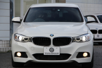 BMW 3シリーズ 320i ｸﾞﾗﾝﾂｰﾘｽﾓ Mｽﾎﾟｰﾂ 追従ACC 衝突軽減ﾌﾞﾚｰｷ 車線逸脱警告 歩行者警告 ﾌﾙｾｸﾞTV ﾀｯﾁﾊﾟｯﾄﾞ対応HDDﾅﾋﾞ電動ﾄﾗﾝｸ Mｽﾎﾟｰﾂｴｱﾛ 18AW ﾒﾓﾘ-付電動ｼｰﾄ ETC2.0 ｽﾏｰﾄｷｰ ｷｾﾉﾝ ﾊﾟﾄﾞﾙｼﾌﾄ 電動ﾘｱｳｲﾝｸﾞ2年保証