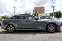 BMW 3シリーズ 330i Mｽﾎﾟｰﾂ ｺﾝﾌｫｰﾄP 1ｵｰﾅ 高出力 258馬力 追従ACC ｽﾃｱﾘﾝｸﾞｻﾎﾟｰﾄ 360度ｶﾒﾗ Pｱｼｽﾄﾌﾟﾗｽ LEDﾍｯﾄﾞﾗｲﾄ ｵｰﾄﾊｲﾋﾞｰﾑ Mｽﾎﾟｰﾂﾌﾞﾚｰｷ ｼｰﾄﾋｰﾀｰ ﾀｯﾁ画面HDDﾅﾋﾞApplecarplay 電動ﾄﾗﾝｸ ﾜｲﾔﾚｽ充電 ｱｸﾃｨﾌﾞPDC緊急ﾌﾞﾚｰｷ 2年保証