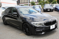 BMW 5シリーズ 530i ｴﾃﾞｨｼｮﾝﾐｯｼｮﾝｲﾝﾎﾟｯｼﾌﾞﾙ 特別仕様車 1ｵｰﾅ 高出力 ﾅｲﾄﾌﾞﾙｰﾚｻﾞｰ ｱﾀﾞﾌﾟﾃｨﾌﾞMｻｽ HUD ﾊｰﾏﾝｶｰﾄﾞﾝ 追従ACC ｽﾃｱﾘﾝｸﾞｻﾎﾟｰﾄ ﾀｯﾁ画面HDDﾅﾋﾞTV LEDﾍｯﾄﾞﾗｲﾄ ｵｰﾄﾊｲﾋﾞｰﾑ 電動ﾘｱｹﾞｰﾄ 360度ｶﾒﾗ 全席ﾋｰﾀｰ ﾌﾞﾗｯｸ19AW 2年保証