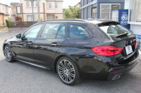 BMW 5シリーズ 523d ﾂｰﾘﾝｸﾞMｽﾎﾟｰﾂ ﾊｲﾗｲﾝ ｲﾉﾍﾞｰｼｮﾝ&ｺﾝﾌｫｰﾄP 1ｵｰﾅ 全ﾋｰﾀｰ黒革 全ﾄﾞｱｿﾌﾄｸﾛｰｽﾞﾏｯｻｰｼﾞ&ﾍﾞﾝﾁﾚｰｼｮﾝ ﾃﾞｨｽﾌﾟﾚｲｷｰ 追従ACC HUD HDDﾅﾋﾞTV ｼﾞｪｽﾁｬｰｺﾝﾄﾛｰﾙ 置くだけ充電 Pｱｼｽﾄﾌﾟﾗｽ ｽﾃｱﾘﾝｸﾞｻﾎﾟｰﾄ 液晶ﾒｰﾀｰ 2年保証