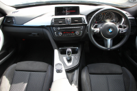 BMW 3シリーズ 320i ｸﾞﾗﾝﾂｰﾘｽﾓ Mｽﾎﾟｰﾂ【5/22迄限定掲載】追従ACC 衝突軽減ﾌﾞﾚｰｷ 車線逸脱警告 歩行者警告 HDDﾅﾋﾞBｶﾒﾗ 電動ﾄﾗﾝｸ Mｽﾎﾟｰﾂｴｱﾛ 18AW ﾒﾓﾘ-付電動ｼｰﾄ ETC2.0 ｽﾏｰﾄｷｰ ｷｾﾉﾝ ﾊﾟﾄﾞﾙｼﾌﾄ 電動ﾘｱｳｲﾝｸﾞ2年保証