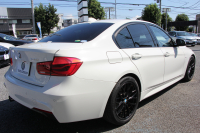 BMW 3シリーズ 320i ﾌﾞﾗｯｸｽﾄｰﾑ 首都圏限定 後期 新ｴﾝｼﾞﾝ Mﾊﾟﾌｫｰﾏﾝｽ18AW&ﾌﾞﾗｯｸｸﾞﾘﾙ LEDﾍｯﾄﾞﾗｲﾄ&ﾃｰﾙ 追従ACC ﾚｰﾝﾁｪﾝｼﾞ警告 衝突軽減ﾌﾞﾚｰｷ 車線逸脱警告 歩行者警告 HDDﾅﾋﾞBｶﾒﾗ ｽﾏｰﾄｷｰ Bluetoothｵｰﾃﾞｨｵ&通話 ﾊﾟﾄﾞﾙｼﾌﾄ 専用ｴｱﾛ 2年保証