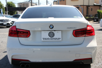 BMW 3シリーズ 320i ﾌﾞﾗｯｸｽﾄｰﾑ 首都圏限定 後期 新ｴﾝｼﾞﾝ Mﾊﾟﾌｫｰﾏﾝｽ18AW&ﾌﾞﾗｯｸｸﾞﾘﾙ LEDﾍｯﾄﾞﾗｲﾄ&ﾃｰﾙ 追従ACC ﾚｰﾝﾁｪﾝｼﾞ警告 衝突軽減ﾌﾞﾚｰｷ 車線逸脱警告 歩行者警告 HDDﾅﾋﾞBｶﾒﾗ ｽﾏｰﾄｷｰ Bluetoothｵｰﾃﾞｨｵ&通話 ﾊﾟﾄﾞﾙｼﾌﾄ 専用ｴｱﾛ 2年保証