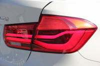 BMW 3シリーズ 320i ﾌﾞﾗｯｸｽﾄｰﾑ 首都圏限定 後期 新ｴﾝｼﾞﾝ Mﾊﾟﾌｫｰﾏﾝｽ18AW&ﾌﾞﾗｯｸｸﾞﾘﾙ LEDﾍｯﾄﾞﾗｲﾄ&ﾃｰﾙ 追従ACC ﾚｰﾝﾁｪﾝｼﾞ警告 衝突軽減ﾌﾞﾚｰｷ 車線逸脱警告 歩行者警告 HDDﾅﾋﾞBｶﾒﾗ ｽﾏｰﾄｷｰ Bluetoothｵｰﾃﾞｨｵ&通話 ﾊﾟﾄﾞﾙｼﾌﾄ 専用ｴｱﾛ 2年保証