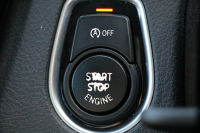 BMW 3シリーズ 320i ﾌﾞﾗｯｸｽﾄｰﾑ 首都圏限定 後期 新ｴﾝｼﾞﾝ Mﾊﾟﾌｫｰﾏﾝｽ18AW&ﾌﾞﾗｯｸｸﾞﾘﾙ LEDﾍｯﾄﾞﾗｲﾄ&ﾃｰﾙ 追従ACC ﾚｰﾝﾁｪﾝｼﾞ警告 衝突軽減ﾌﾞﾚｰｷ 車線逸脱警告 歩行者警告 HDDﾅﾋﾞBｶﾒﾗ ｽﾏｰﾄｷｰ Bluetoothｵｰﾃﾞｨｵ&通話 ﾊﾟﾄﾞﾙｼﾌﾄ 専用ｴｱﾛ 2年保証