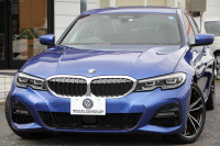 BMW 3シリーズ 320i Mｽﾎﾟｰﾂ ﾃﾞﾋﾞｭｰ&ｲﾉﾍﾞｰｼｮﾝ&ｺﾝﾌｫｰﾄP ﾋｰﾀｰ黒革 HUD ｼﾞｪｽﾁｬｰC ｵﾌﾟｼｮﾝ19AW 電動ﾄﾗﾝｸ Hifiｽﾋﾟｰｶｰ BMWﾗｲﾌﾞｺｯｸﾋﾟｯﾄ 置くだけ充電 LEDﾍｯﾄﾞﾗｲﾄ ｱﾝﾋﾞｴﾝﾄﾗｲﾄ 追従ACC ｽﾃｱﾘﾝｸﾞｻﾎﾟｰﾄ Applecarplay対応 ﾀｯﾁ画面ﾅﾋﾞ2年保証