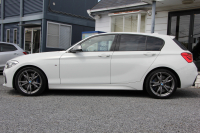 BMW 1シリーズ M135i 後期 ﾌｪｲｽﾘﾌﾄ後 直6ﾀｰﾎﾞ326馬力 ｱﾀﾞﾌﾟﾃｨﾌﾞMｻｽ LEDﾍｯﾄﾞﾗｲﾄ ﾌﾙｾｸﾞTV 衝突軽減ﾌﾞﾚｰｷ 車線逸脱警告 歩行者警告 ﾌﾞﾚｰｷ付ｸﾙｺﾝ Pｱｼｽﾄ Bｶﾒﾗ 専用18AW Mｽﾎﾟｰﾂﾌﾞﾚｰｷ HDDﾅﾋﾞBluetooth接続 電動ｼｰﾄ ﾐﾗｰETC 2年保証