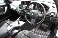 BMW 1シリーズ M135i 後期 ﾌｪｲｽﾘﾌﾄ後 直6ﾀｰﾎﾞ326馬力 ｱﾀﾞﾌﾟﾃｨﾌﾞMｻｽ LEDﾍｯﾄﾞﾗｲﾄ ﾌﾙｾｸﾞTV 衝突軽減ﾌﾞﾚｰｷ 車線逸脱警告 歩行者警告 ﾌﾞﾚｰｷ付ｸﾙｺﾝ Pｱｼｽﾄ Bｶﾒﾗ 専用18AW Mｽﾎﾟｰﾂﾌﾞﾚｰｷ HDDﾅﾋﾞBluetooth接続 電動ｼｰﾄ ﾐﾗｰETC 2年保証