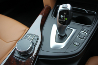 BMW 3シリーズ 320i ﾗｸﾞｼﾞｭｱﾘｰ 最終ﾓﾃﾞﾙ 8A新ｴﾝｼﾞﾝ 追従ACC ﾚｰﾝﾁｪﾝｼﾞ警告 LEDﾍｯﾄﾞﾗｲﾄ&ﾃｰﾙ ｺﾆｬｯｸﾚｻﾞｰ ｼｰﾄﾋｰﾀｰ 変更後ﾀｯﾁﾊﾟﾈﾙ対応ﾅﾋﾞ変更後ﾙｰﾑﾐﾗｰ Bluetooth接続 Bｶﾒﾗ 衝突軽減ﾌﾞﾚｰｷ 車線逸脱警告 歩行者警告 ｽﾏｰﾄｷｰ 2年保証