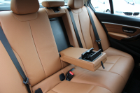 BMW 3シリーズ 320i ﾗｸﾞｼﾞｭｱﾘｰ 最終ﾓﾃﾞﾙ 8A新ｴﾝｼﾞﾝ 追従ACC ﾚｰﾝﾁｪﾝｼﾞ警告 LEDﾍｯﾄﾞﾗｲﾄ&ﾃｰﾙ ｺﾆｬｯｸﾚｻﾞｰ ｼｰﾄﾋｰﾀｰ 変更後ﾀｯﾁﾊﾟﾈﾙ対応ﾅﾋﾞ変更後ﾙｰﾑﾐﾗｰ Bluetooth接続 Bｶﾒﾗ 衝突軽減ﾌﾞﾚｰｷ 車線逸脱警告 歩行者警告 ｽﾏｰﾄｷｰ 2年保証