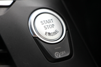 BMW X4 M40i 直6ﾀｰﾎﾞ360馬力 ﾊﾟﾉﾗﾏｻﾝﾙｰﾌ 全席ﾋｰﾀｰ黒革 ｱﾀﾞﾌﾟﾃｨﾌﾞMｻｽ 専用ﾃﾞﾌ 専用ﾌﾞﾚｰｷ 21AW LEDﾍｯﾄﾞﾗｲﾄ 追従ACC HUD ｽﾃｱﾘﾝｸﾞｻﾎﾟｰﾄ ﾀｯﾁ画面HDDﾅﾋﾞTV 360度ﾊﾟﾉﾗﾏｶﾒﾗ ｱｸﾃｨﾌﾞPDC緊急ﾌﾞﾚｰｷ Hifiｽﾋﾟｰｶｰ 置くだけ充電 2年保証