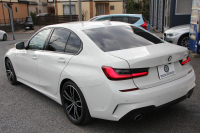 BMW 3シリーズ 320i Mｽﾎﾟｰﾂ ﾃﾞﾋﾞｭｰ&ｺﾝﾌｫｰﾄP 1ｵｰﾅ ﾋｰﾀｰ黒革 19AW Pｱｼｽﾄﾌﾟﾗｽ 360度ｶﾒﾗ ﾌﾙｾｸﾞTV BMWﾗｲﾌﾞｺｯｸﾋﾟｯﾄﾞﾀｯﾁﾊﾟﾈﾙ対応ﾅﾋﾞApplecarplay対応 電動ﾄﾗﾝｸ LEDﾍｯﾄﾞﾗｲﾄ LEDﾌｫｸﾞPｱｼｽﾄ 後退ｱｼｽﾄ Dｱｼｽﾄﾌﾟﾛ 追従ACC ｽﾃｱｻﾎﾟｰﾄ 2年保証