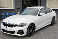 BMW 3シリーズ 320i Mｽﾎﾟｰﾂ ﾃﾞﾋﾞｭｰ&ｺﾝﾌｫｰﾄP 1ｵｰﾅ ﾋｰﾀｰ黒革 19AW Pｱｼｽﾄﾌﾟﾗｽ 360度ｶﾒﾗ ﾌﾙｾｸﾞTV BMWﾗｲﾌﾞｺｯｸﾋﾟｯﾄﾞﾀｯﾁﾊﾟﾈﾙ対応ﾅﾋﾞApplecarplay対応 電動ﾄﾗﾝｸ LEDﾍｯﾄﾞﾗｲﾄ LEDﾌｫｸﾞPｱｼｽﾄ 後退ｱｼｽﾄ Dｱｼｽﾄﾌﾟﾛ 追従ACC ｽﾃｱｻﾎﾟｰﾄ 2年保証