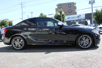 BMW 2シリーズ M240i ｸｰﾍﾟ後期 ﾌｪｲｽﾘﾌﾄ後 ﾋｰﾀｰ赤革 直6ﾀｰﾎﾞ340馬力 B58新ｴﾝｼﾞﾝ ｱﾀﾞﾌﾟﾃｨﾌﾞMｻｽ 追従ACC LEDﾍｯﾄﾞﾗｲﾄ&ﾃｰﾙ ﾀｯﾁ画面HDDﾅﾋﾞPｱｼｽﾄ 衝突軽減ﾌﾞﾚｰｷ 車線逸脱警告 歩行者警告 ﾊﾟﾄﾞﾙｼﾌﾄ ｽﾏｰﾄｷｰ 専用18AW&ﾌﾞﾚｰｷ 2年保証