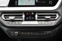 BMW 2シリーズ M235i Xdrive ｸﾞﾗﾝｸｰﾍﾟｾﾚｸﾄP 1ｵﾅ 新車保証 306馬力 4WD ｱﾀﾞﾌﾟﾃｨﾌﾞMｻｽ Mｽﾎﾟｰﾂｼｰﾄ Hi-fiｽﾋﾟｰｶｰ Mｽﾎﾟｰﾂﾌﾞﾚｰｷ 追従ACC 後退ｱｼｽﾄ LEDﾍｯﾄﾞﾗｲﾄ ｵｰﾄﾊｲﾋﾞｰﾑ 専用18AW Applecarplay対応 HDDﾅﾋﾞPｱｼｽﾄ BMWﾗｲﾌﾞｺｯｸﾋﾟｯﾄ