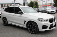 BMW Mシリーズ X3 ｺﾝﾍﾟﾃｨｼｮﾝ 4WD 510馬力 受注生産OPﾊﾟﾉﾗﾏｻﾝR ﾒﾘﾉﾌﾞﾗｯｸﾚｻﾞｰ 全ﾋｰﾀｰ ｱｸﾃｨﾌﾞﾍﾞﾝﾁﾚｰｼｮﾝ 8速ATﾄﾞﾗｲﾌﾞﾛｼﾞｯｸ ﾊｰﾏﾝｶｰﾄﾞﾝ HUD Mｽﾎﾟｰﾂｴｸﾞｿﾞｰｽﾄ 追従ACC HUD ﾃﾞｨｽﾌﾟﾚｲｷ- ｼﾞｪｽﾁｬｰC ﾘｱｼｰﾄ可倒調整 LEDﾍｯﾄﾞﾗｲﾄ 2年保証