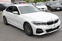 BMW 3シリーズ 320d Xdrive Mｽﾎﾟｰﾂ ｺﾝﾌｫｰﾄP 4WD 1ｵ-ﾅ Pｱｼｽﾄﾌﾟﾗｽ 360度ｶﾒﾗ BMWﾗｲﾌﾞｺｯｸﾋﾟｯﾄﾞﾀｯﾁ画面ﾅﾋﾞApplecarplay対応 ﾜｲﾔﾚｽ充電 LEDﾍｯﾄﾞﾗｲﾄ ｵｰﾄﾊｲﾋﾞｰﾑ 追従ACC ｽﾃｱﾘﾝｸﾞｻﾎﾟｰﾄ ﾚｰﾝﾁｪﾝｼﾞ警告 ｼｰﾄﾋｰﾀｰ 2年保証