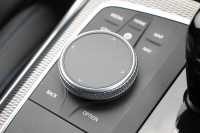 BMW 3シリーズ 320d Xdrive Mｽﾎﾟｰﾂ ｺﾝﾌｫｰﾄP 4WD 1ｵ-ﾅ Pｱｼｽﾄﾌﾟﾗｽ 360度ｶﾒﾗ BMWﾗｲﾌﾞｺｯｸﾋﾟｯﾄﾞﾀｯﾁ画面ﾅﾋﾞApplecarplay対応 ﾜｲﾔﾚｽ充電 LEDﾍｯﾄﾞﾗｲﾄ ｵｰﾄﾊｲﾋﾞｰﾑ 追従ACC ｽﾃｱﾘﾝｸﾞｻﾎﾟｰﾄ ﾚｰﾝﾁｪﾝｼﾞ警告 ｼｰﾄﾋｰﾀｰ 2年保証