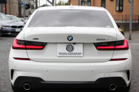 BMW 3シリーズ 320d Xdrive Mｽﾎﾟｰﾂ ｺﾝﾌｫｰﾄP 4WD 1ｵ-ﾅ Pｱｼｽﾄﾌﾟﾗｽ 360度ｶﾒﾗ BMWﾗｲﾌﾞｺｯｸﾋﾟｯﾄﾞﾀｯﾁ画面ﾅﾋﾞApplecarplay対応 ﾜｲﾔﾚｽ充電 LEDﾍｯﾄﾞﾗｲﾄ ｵｰﾄﾊｲﾋﾞｰﾑ 追従ACC ｽﾃｱﾘﾝｸﾞｻﾎﾟｰﾄ ﾚｰﾝﾁｪﾝｼﾞ警告 ｼｰﾄﾋｰﾀｰ 2年保証