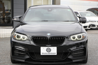 BMW 2シリーズ M240i ｸｰﾍﾟ直6ﾀｰﾎﾞB58新ｴﾝｼﾞﾝ 340馬力 MPerformanceｽﾎﾟｲﾗｰ REMUSﾏﾌﾗｰ ｱﾀﾞﾌﾟﾃｨﾌﾞMｻｽ Mｽﾎﾟｰﾂﾌﾞﾚｰｷ 専用18AW HDDﾅﾋﾞPｱｼｽﾄ Bｶﾒﾗ 8速AT 衝突軽減ﾌﾞﾚｰｷ 車線逸脱警告 歩行者警告 ﾌﾞﾚｰｷ付ｸﾙｺﾝ ｽﾏｰﾄｷｰ ﾊﾟﾄﾞﾙｼﾌﾄ 2年保証