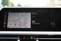 BMW 3シリーズ 320i Mｽﾎﾟｰﾂ ﾃﾞﾋﾞｭｰ&ｲﾉﾍﾞｰｼｮﾝ&ｺﾝﾌｫｰﾄP ﾌﾞﾙｰｽﾃｯﾁ黒革 ﾚｰｻﾞｰLEDﾗｲﾄ HUD ｼﾞｪｽﾁｬｰｺﾝﾄﾛｰﾙ 19AW 電動ﾄﾗﾝｸ 追従ACC ｽﾃｱﾘﾝｸﾞｻﾎﾟｰﾄ ﾀｯﾁ画面HDDﾅﾋﾞApplecarplay対応 後退ｱｼｽﾄ ﾌﾞﾗｯｸｷﾄﾞﾆｰｸﾞﾘﾙ 2年保証