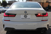 BMW 3シリーズ 320i Mｽﾎﾟｰﾂ ﾃﾞﾋﾞｭｰ&ｲﾉﾍﾞｰｼｮﾝ&ｺﾝﾌｫｰﾄP ﾌﾞﾙｰｽﾃｯﾁ黒革 ﾚｰｻﾞｰLEDﾗｲﾄ HUD ｼﾞｪｽﾁｬｰｺﾝﾄﾛｰﾙ 19AW 電動ﾄﾗﾝｸ 追従ACC ｽﾃｱﾘﾝｸﾞｻﾎﾟｰﾄ ﾀｯﾁ画面HDDﾅﾋﾞApplecarplay対応 後退ｱｼｽﾄ ﾌﾞﾗｯｸｷﾄﾞﾆｰｸﾞﾘﾙ 2年保証