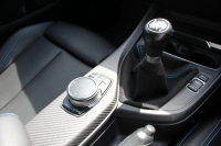 BMW Mシリーズ M2ｸｰﾍﾟ6速MT 後期LCI 370馬力 直6ﾀｰﾎﾞﾋｰﾀｰ黒革 LEDﾍｯﾄﾞﾗｲﾄ&ﾃｰﾙ ﾀｯﾁ画面HDDﾅﾋﾞBｶﾒﾗ 専用19AW 衝突軽減ﾌﾞﾚｰｷ 車線逸脱警告 歩行者警告 ﾌﾞﾚｰｷ付ｸﾙｺﾝ ｶｰﾎﾞﾝｲﾝﾃﾘｱﾄﾘﾑ ｽﾏｰﾄｷｰ 2年保証