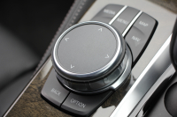 BMW 5シリーズ 523d Mｽﾎﾟｰﾂ ﾊｲﾗｲﾝ 全席ﾋｰﾀｰ黒革 追従ACC HUD ｽﾃｱﾘﾝｸﾞｻﾎﾟｰﾄ HDDﾅﾋﾞTV ｼﾞｪｽﾁｬｰｺﾝﾄﾛｰﾙ 置くだけ充電 Pｱｼｽﾄﾌﾟﾗｽ 360度ｶﾒﾗ ｽﾃｱﾘﾝｸﾞｻﾎﾟｰﾄ 液晶ﾒｰﾀｰ 電動ﾄﾗﾝｸ 2年保証