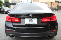 BMW 5シリーズ 523i Mｽﾎﾟｰﾂ 追従ACC ｽﾃｱﾘﾝｸﾞｻﾎﾟｰﾄ LEDﾍｯﾄﾞﾗｲﾄ ｵｰﾄﾊｲﾋﾞｰﾑ 360度ｶﾒﾗ ﾀｯﾁ画面HDDﾅﾋﾞTV 電動ﾄﾗﾝｸ ﾊﾟﾄﾞﾙｼﾌﾄ 専用ｴｱﾛ 19AW ｽﾏｰﾄｷｰ Bluetooth接続 衝突軽減ﾌﾞﾚｰｷ 車線逸脱警告 歩行者警告 ｱﾝﾋﾞｴﾝﾄﾗｲﾄ 2年保証