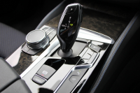 BMW 5シリーズ 523i Mｽﾎﾟｰﾂ 追従ACC ｽﾃｱﾘﾝｸﾞｻﾎﾟｰﾄ LEDﾍｯﾄﾞﾗｲﾄ ｵｰﾄﾊｲﾋﾞｰﾑ 360度ｶﾒﾗ ﾀｯﾁ画面HDDﾅﾋﾞTV 電動ﾄﾗﾝｸ ﾊﾟﾄﾞﾙｼﾌﾄ 専用ｴｱﾛ 19AW ｽﾏｰﾄｷｰ Bluetooth接続 衝突軽減ﾌﾞﾚｰｷ 車線逸脱警告 歩行者警告 ｱﾝﾋﾞｴﾝﾄﾗｲﾄ 2年保証